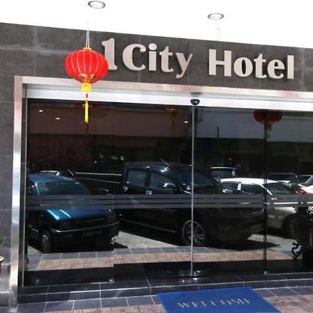 1 City Hotel Kota Kinabalu Exterior photo